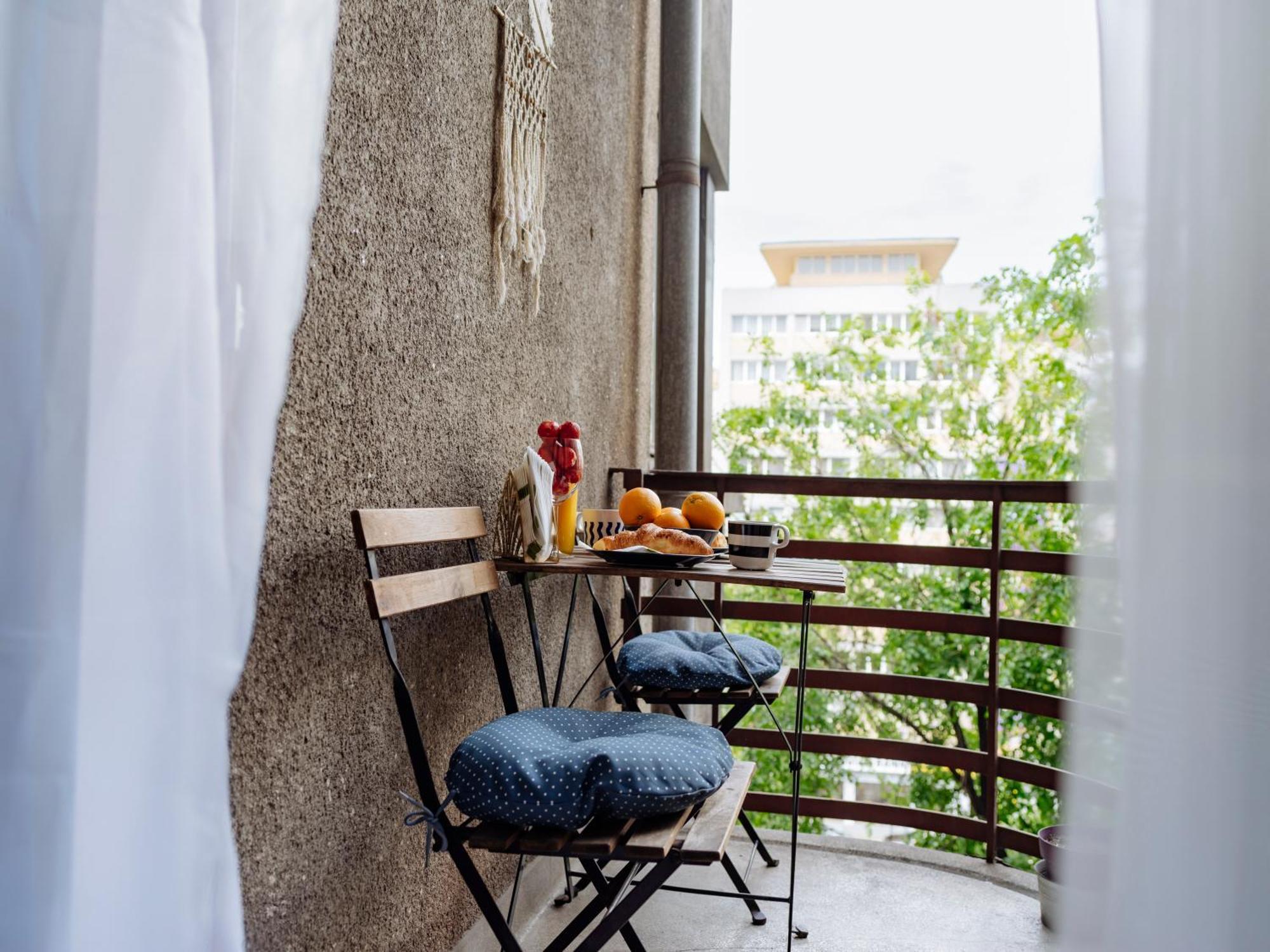Petite Maison Sur Le Boulevard Bucharest Luaran gambar